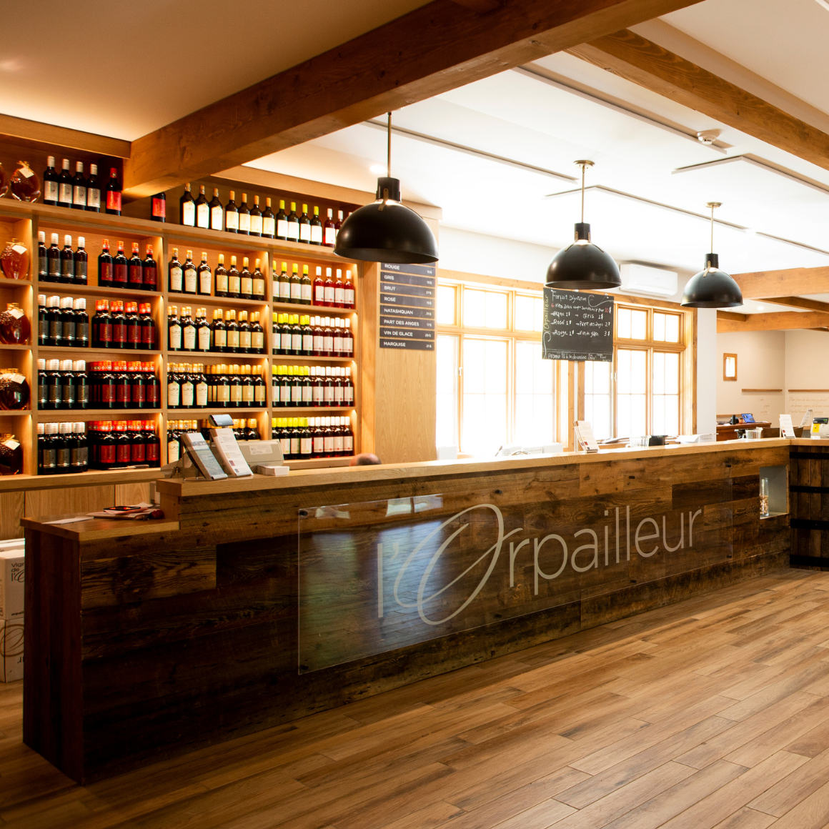 Boutique de vin & produits gourmands.
